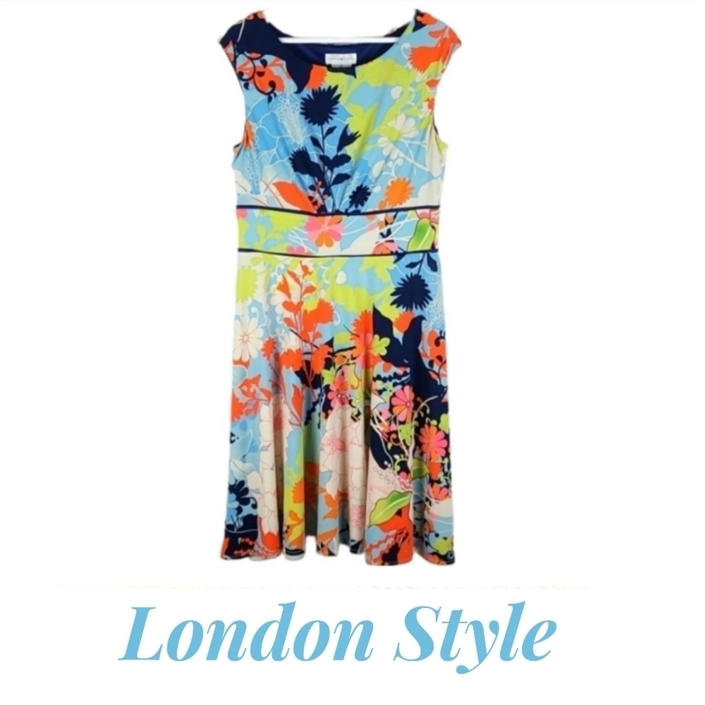 70's Style Vintage London Style Retro Floral Dress, Size 12